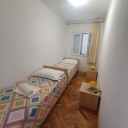 Apartament Drago *